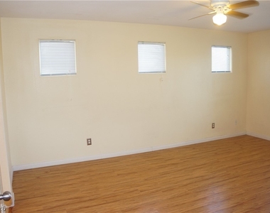 5228 Cardinal Flower Court - Photo Thumbnail 24