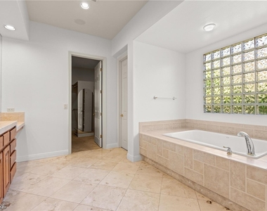 2259 Green Mountain Court - Photo Thumbnail 24