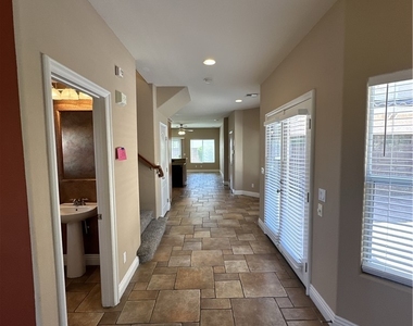 8103 Cheerful Valley Avenue - Photo Thumbnail 7