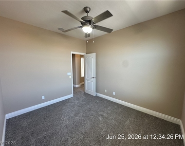 8103 Cheerful Valley Avenue - Photo Thumbnail 21
