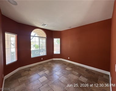 8103 Cheerful Valley Avenue - Photo Thumbnail 4