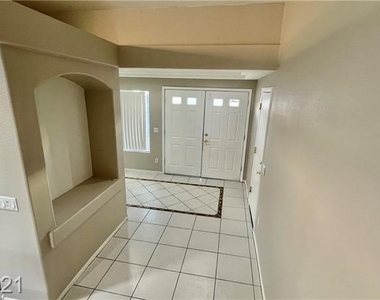 9756 Silver Pebble Street - Photo Thumbnail 2