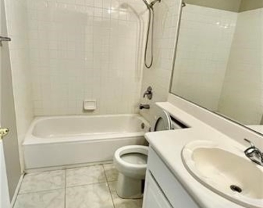 9756 Silver Pebble Street - Photo Thumbnail 14