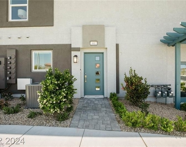 4263 Lemay Street - Photo Thumbnail 4