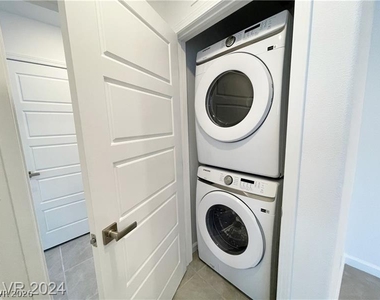 4263 Lemay Street - Photo Thumbnail 11