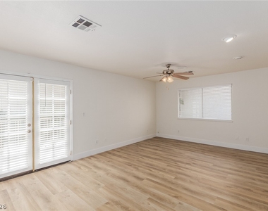 861 Vegas Valley Drive - Photo Thumbnail 19
