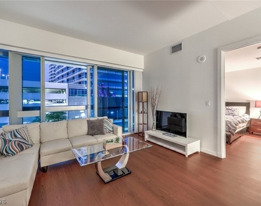 4471 Dean Martin Drive - Photo Thumbnail 2