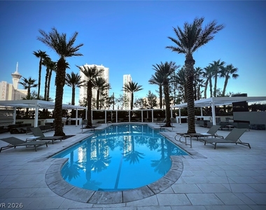 2777 Paradise Road - Photo Thumbnail 3