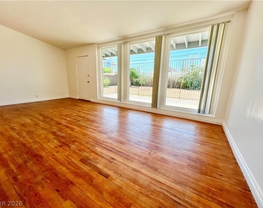 2300 Santa Clara Drive - Photo Thumbnail 17
