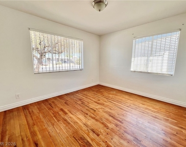 2300 Santa Clara Drive - Photo Thumbnail 23