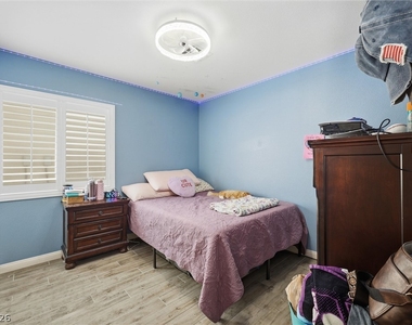 9816 Red Horse Street - Photo Thumbnail 39