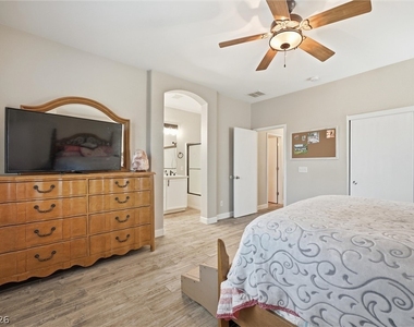 9816 Red Horse Street - Photo Thumbnail 34