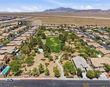 9816 Red Horse Street - Photo Thumbnail 6