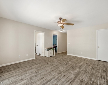9816 Red Horse Street - Photo Thumbnail 21