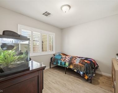 9816 Red Horse Street - Photo Thumbnail 37