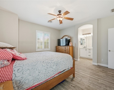 9816 Red Horse Street - Photo Thumbnail 33