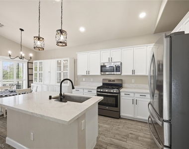 9816 Red Horse Street - Photo Thumbnail 30