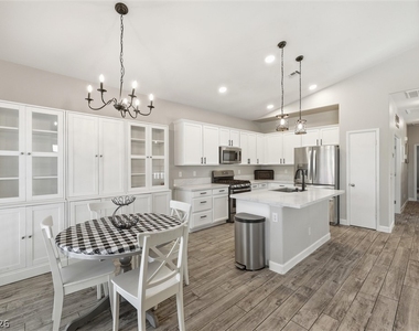 9816 Red Horse Street - Photo Thumbnail 29