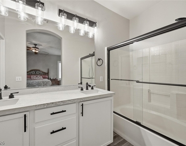 9816 Red Horse Street - Photo Thumbnail 36