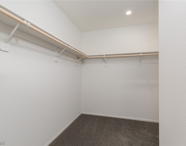 8045 Skye Foxx Street - Photo Thumbnail 28