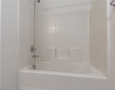 8045 Skye Foxx Street - Photo Thumbnail 19