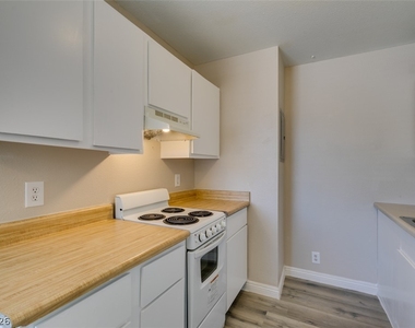 5806 Dodd Street - Photo Thumbnail 17