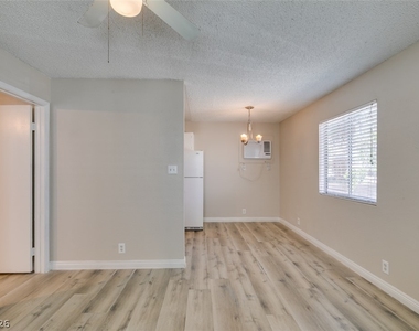 5806 Dodd Street - Photo Thumbnail 10