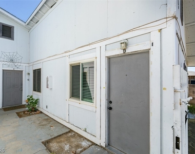 5806 Dodd Street - Photo Thumbnail 4