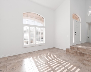 7845 Meadow Creek Street - Photo Thumbnail 7