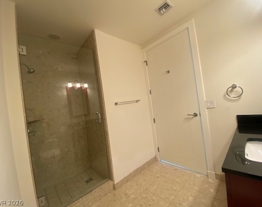 4575 Dean Martin Drive - Photo Thumbnail 31