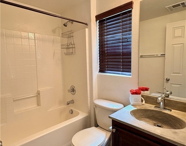 7376 Blanco Peak Street - Photo Thumbnail 4