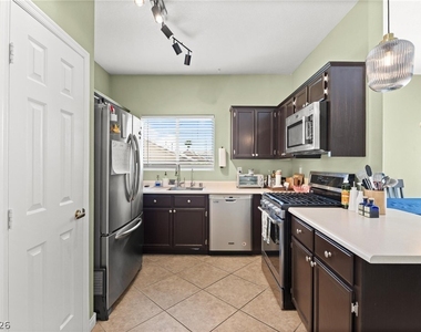 3238 Mystic Ridge Court - Photo Thumbnail 4