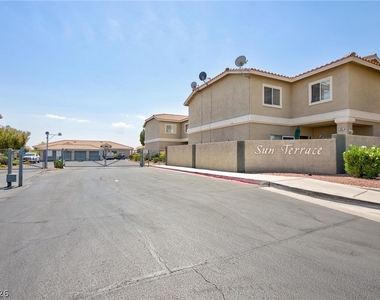 3238 Mystic Ridge Court - Photo Thumbnail 24