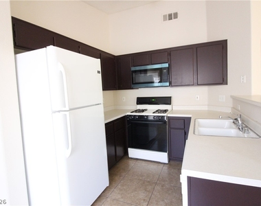 1881 W Alexander - Photo Thumbnail 4