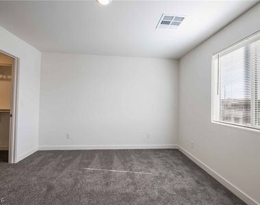 12749 Epperly Street - Photo Thumbnail 11