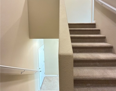 12 Jasmine Point Street - Photo Thumbnail 21
