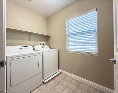 12 Jasmine Point Street - Photo Thumbnail 33