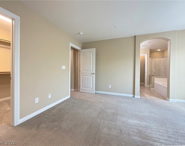 12 Jasmine Point Street - Photo Thumbnail 12