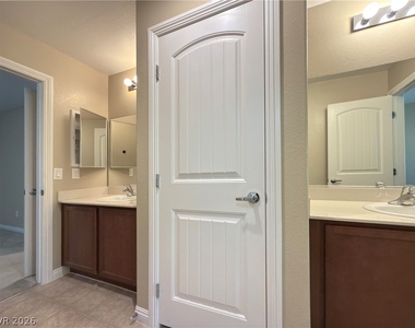 12 Jasmine Point Street - Photo Thumbnail 28