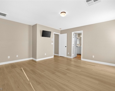6117 Brenneman Street - Photo Thumbnail 20