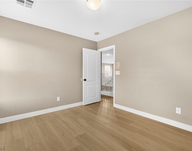 6117 Brenneman Street - Photo Thumbnail 25