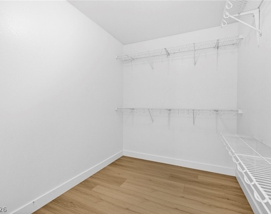 6117 Brenneman Street - Photo Thumbnail 21