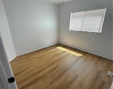 6223 Senegal Haven Street - Photo Thumbnail 11