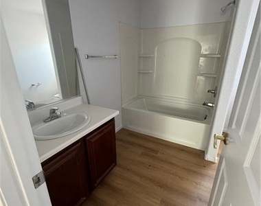 6223 Senegal Haven Street - Photo Thumbnail 13