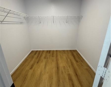 6223 Senegal Haven Street - Photo Thumbnail 12