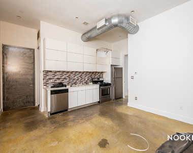 753 Lexington Ave  - Photo Thumbnail 2