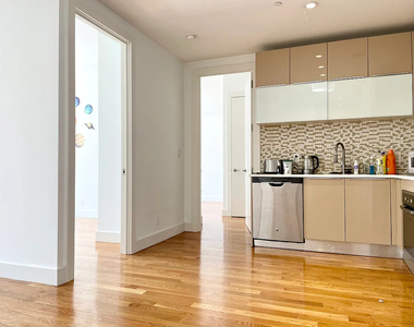 65 Ainslie Street - Photo Thumbnail 7