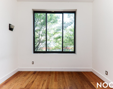 277 Menahan St  - Photo Thumbnail 5