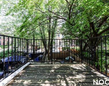 758 Putnam Ave - Photo Thumbnail 10