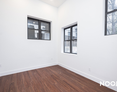217 S 4th St - Photo Thumbnail 13